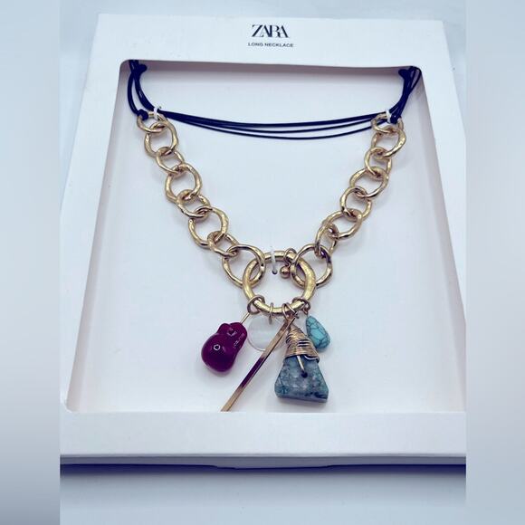 NWT- Zara CONTRAST NECKLACE WITH STONES AND CHARMS - Picture 4 of 6